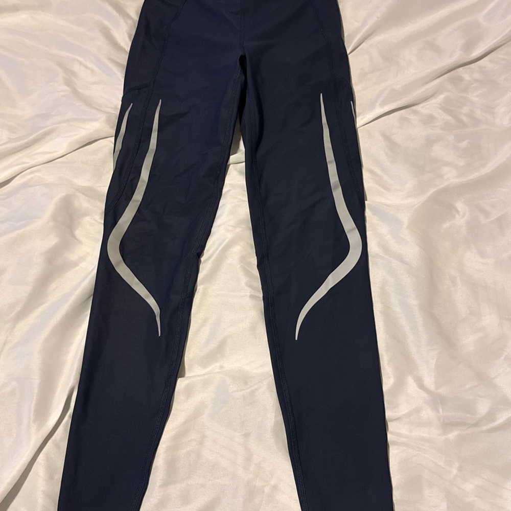 Sweaty Betty Zero Gravity Leggings in Dark Gray women’s size 4